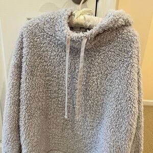 Gap fuzzy hoodie